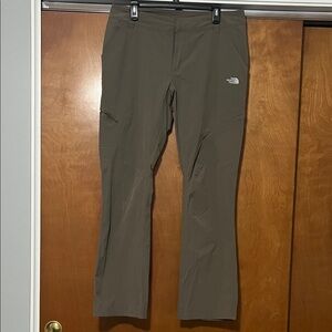 The North Face Women's Olive Cargo Pants